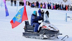 Масштабные соревнования и ДТП с автобусом: итоги недели в Углегорском районе