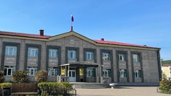 Вице-мэры Углегорского района проведут личные приемы местных жителей