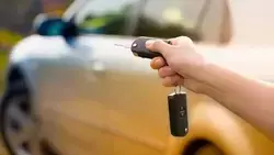 В Углегорском районе 16-летний подросток угнал автомобиль с помощью отвертки