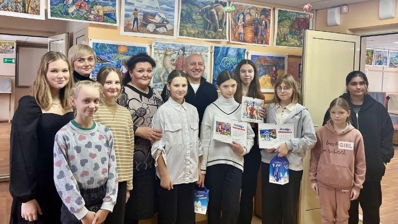 Депутат Александр Болотников встретился с учащимися ДШИ «Гармония»