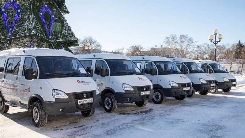 Новые мобильные МФЦ передали в районы Сахалинской области