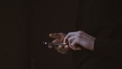 Мошенники активно выманивают деньги у жителей Углегорского района
