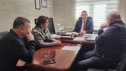 Меры воздействия применят к подрядчику, которые ломает контейнеры в Углегорске