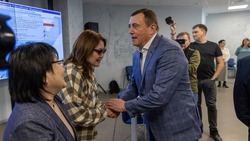 Губернатор Валерий Лимаренко поблагодарил общественных наблюдателей за выборы Президента РФ