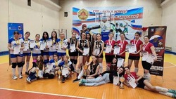 Стали известны победители чемпионата по волейболу среди женщин в Углегорске