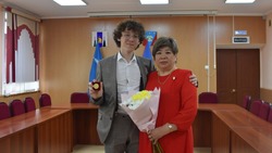 Выпускник школы Углегорска получил золотую медаль