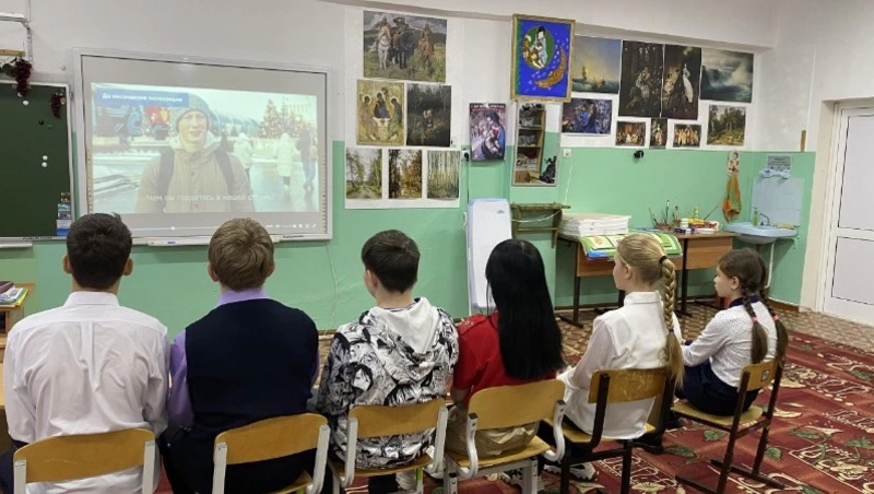 В школе села Лесогорское прошли уроки «Разговоры о важном»