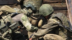 Военнослужащие на Сахалине проходят занятия по тактической медицине