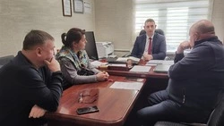 Меры воздействия применят к подрядчику, которые ломает контейнеры в Углегорске