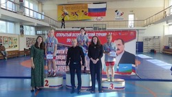 Спортсмены из Шахтерска приняли участие в турнире по спортивной борьбе