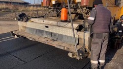 В Углегорском районе дороги становятся ровными и безопасными