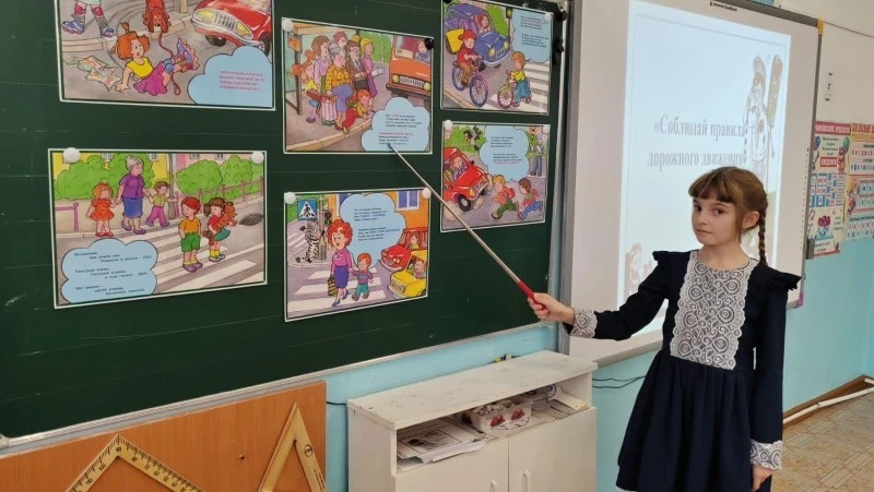 Юные ученики школы Лесогорского узнали правила дорожного движения