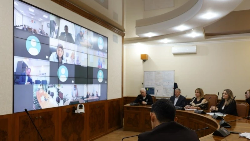 Голосование продолжается