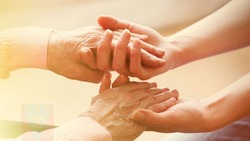 Пожилые люди Углегорского района могут рассчитывать на помощь и поддержку