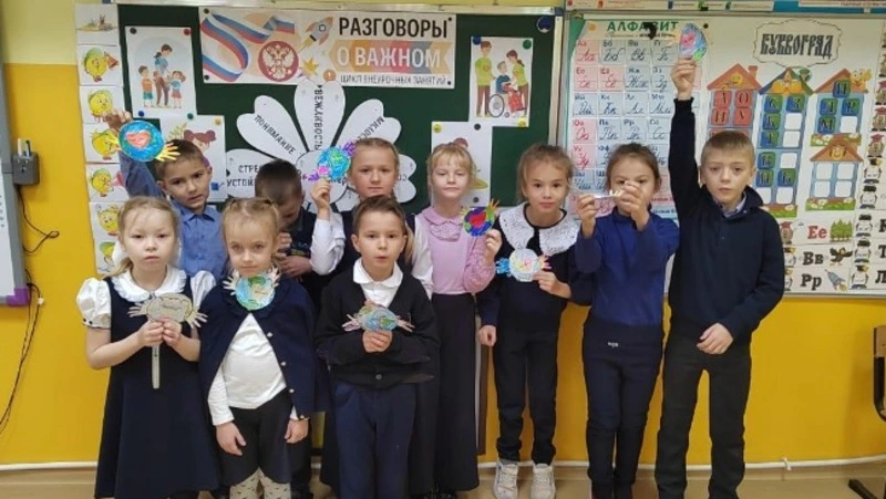 Школьники села Бошняково узнали о волонтерстве в рамках уроков «Разговоры о важном»
