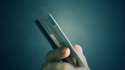 Пенсионер из Углегорска перевел мошенникам почти 1,5 млн рублей