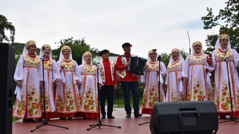 Межнациональный фестиваль «В семье единой» провели в Углегорске