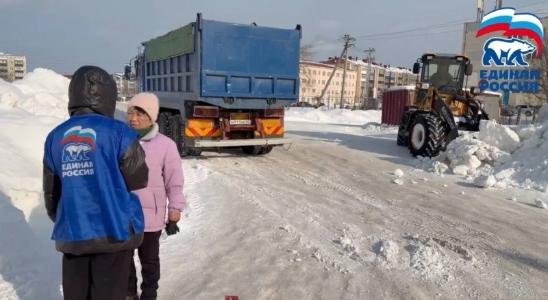Волонтеры проверили качество уборки снега в десяти районах Сахалинской области 