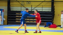 Сильнейших самбистов ДФО определили на Сахалине
