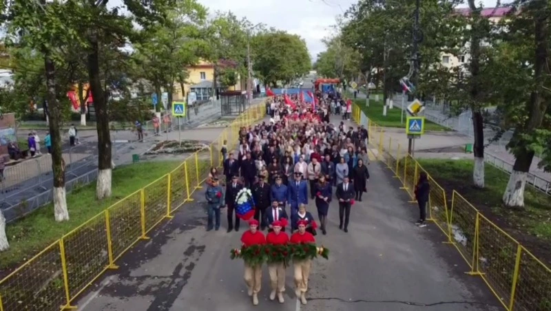 Объединило всех в одном строю