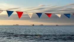 Мэр Федор Филин поздравил работников морского и речного флота с праздником