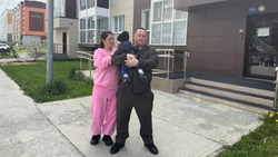В Сахалинской области еще одна семья участников СВО приобрела квартиру благодаря льготной ипотеке