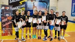 Новогодний турнир по баскетболу среди женщин выиграла команда «Мираж»