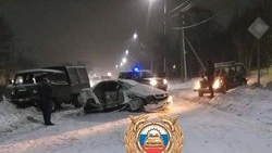 Мужчина пострадал в серьезном ДТП в Углегорске