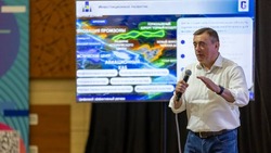 Валерий Лимаренко рассказал участникам Дальневосточного МедиаСаммита о мосте Сахалин - материк