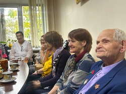 Серебряные волонтёры из Углегорского округа отметили юбилей 