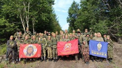 Курсанты патриотического лагеря «Честь имею» совершили марш-бросок на мыс Баранова