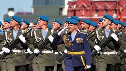 Мэр Федор Филин поздравил десантников с Днем ВДВ