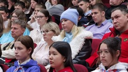 Большое родительское собрание провели в Углегорске